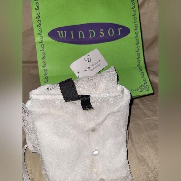 Lace crop top - Picture 2 of 11